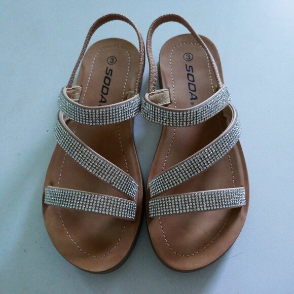 NIB tan strappy sandals with crystal encrusted straps girls size 3 - Picture 2 of 7